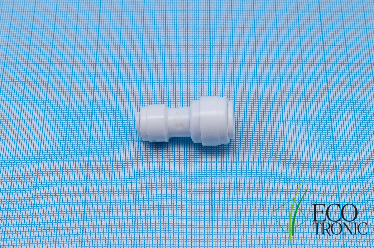Переходник прямой 3/8" на 1/4"